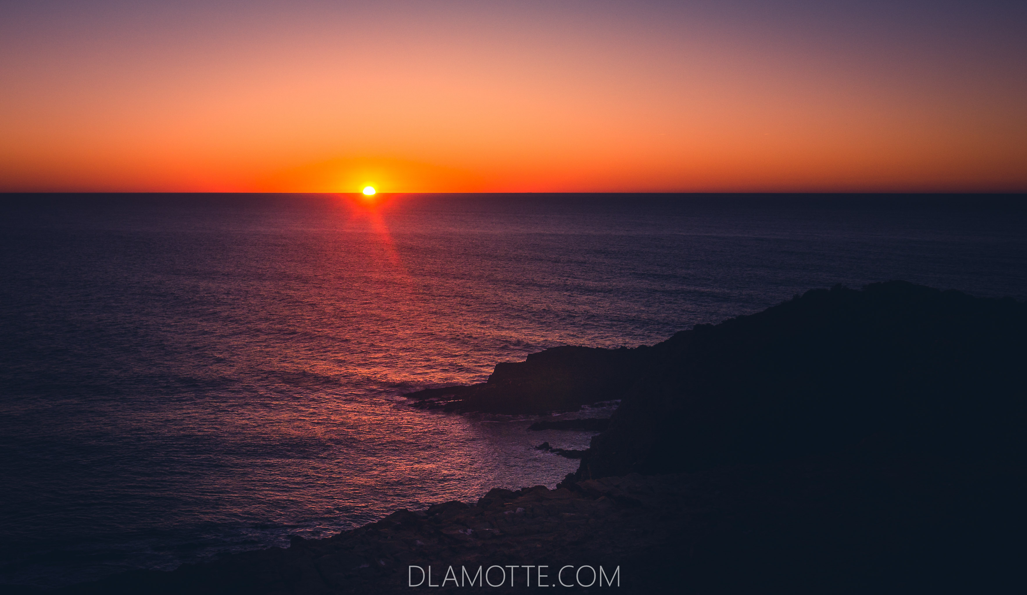 Praia da Arrifana Algarve plaża Algarve w listopadzie